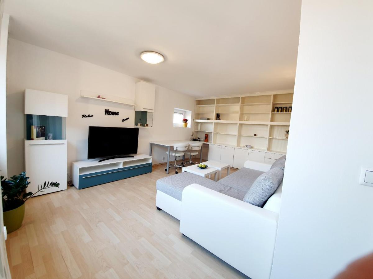 Bossa Nova Castle&Outstanding Home With Garage Ljubljana Luaran gambar